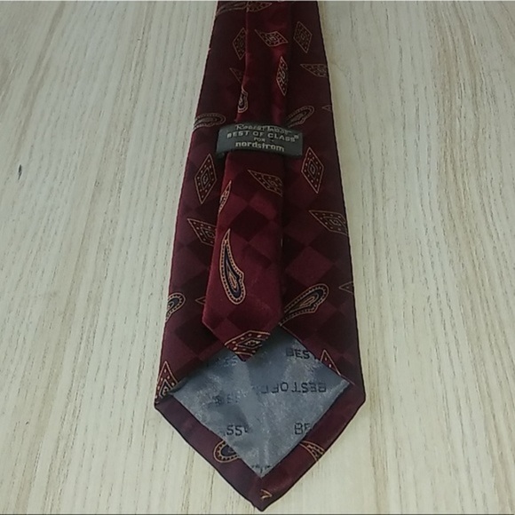 Robert Talbott “Best of Class” Classic Paisley Tie - Picture 7 of 8